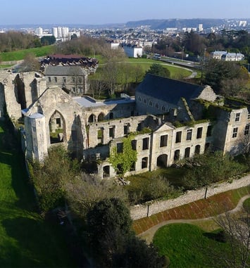 Levez les yeux ! Visite guidée de l'abbaye