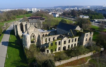 Levez les yeux ! Visite guidée de l'abbaye