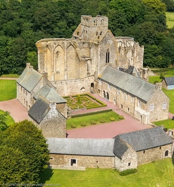 Visite libre de l'abbaye et des expositions