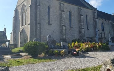 Circuit : découverte de l'église et balade gastronomique autour du patrimoine local