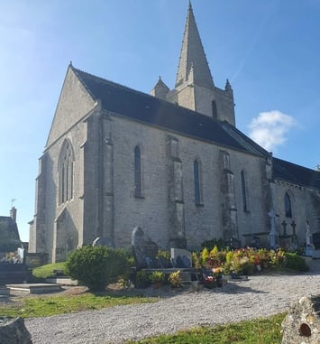 Circuit : découverte de l'église et balade gastronomique autour du patrimoine local