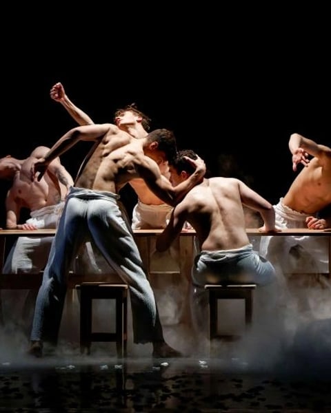 Spectacle à l'Archipel : Rêves / Cirque Inshi