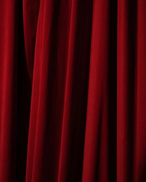 Théâtre "Mytho cherche menteuse pour relation sérieuse"